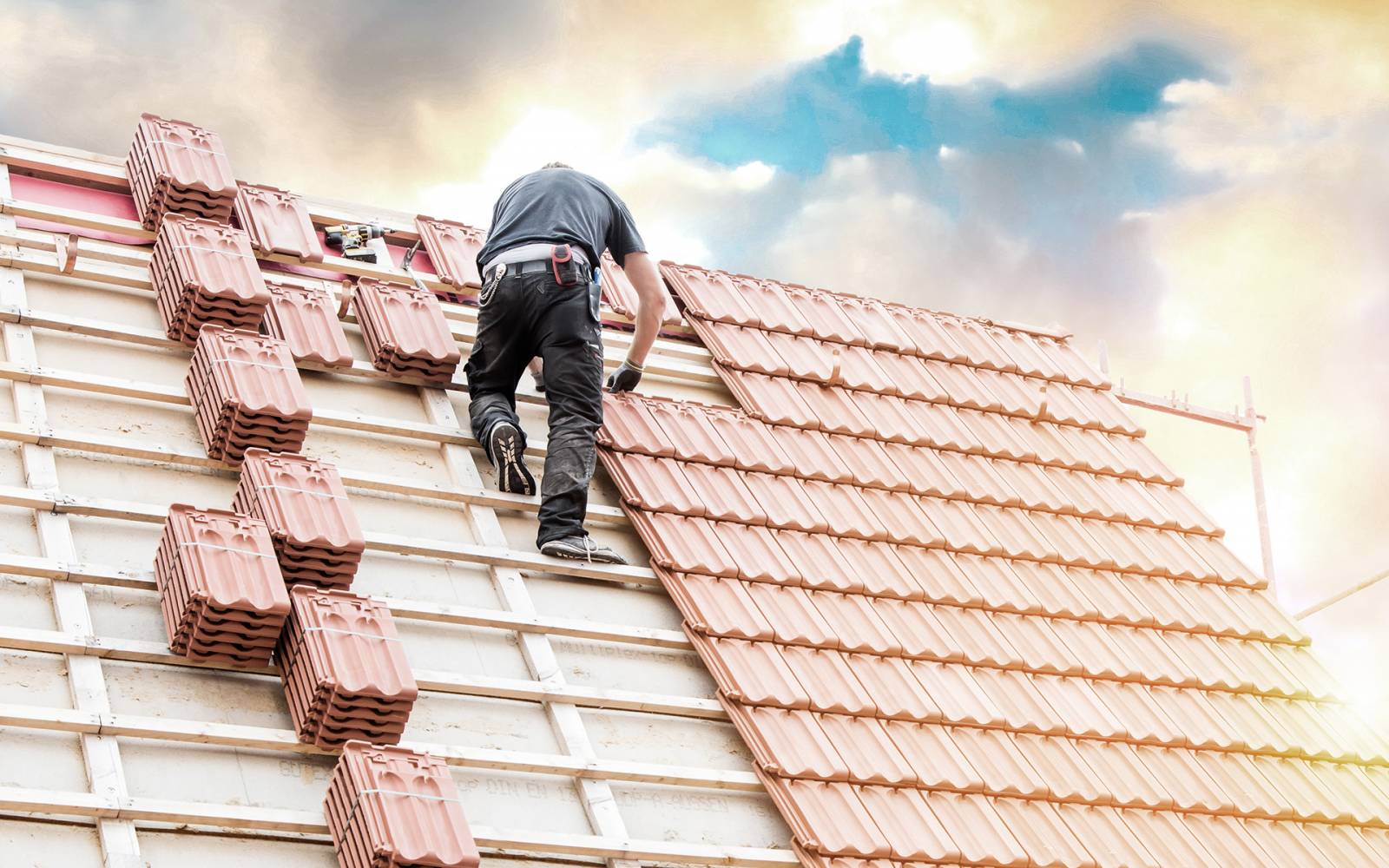 Travaux de couverture pour votre toiture de maison ou immeuble